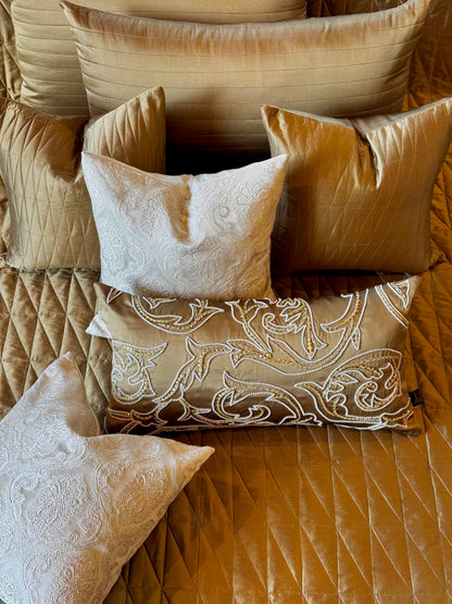 The Gold Sculpture Bedding Set