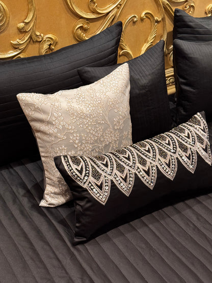 The Black Onyx Bedding Set