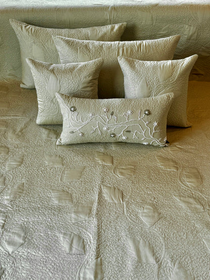 The Pastel Green Bloom Set