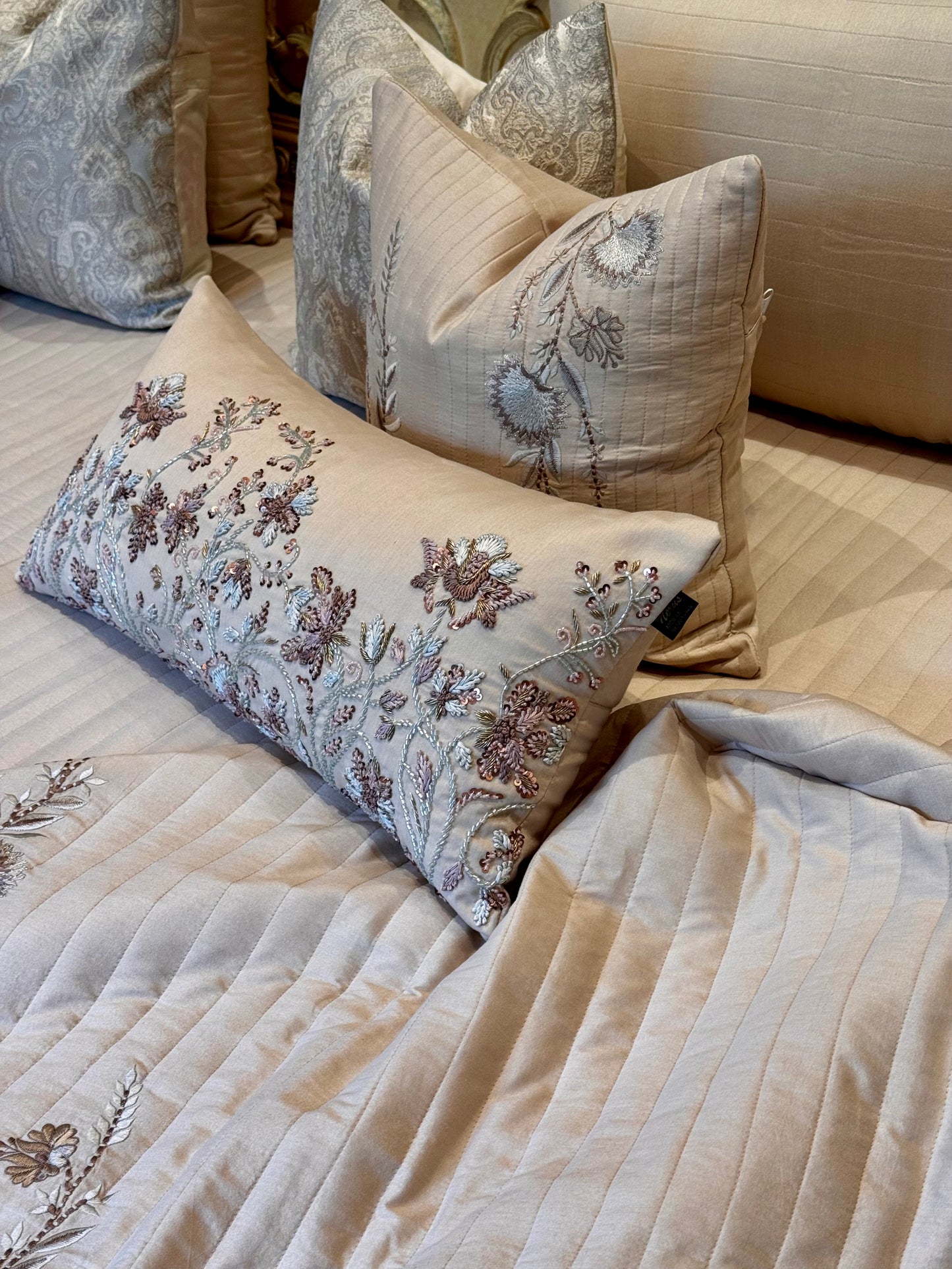 The Beige Bloomé Bedding Set