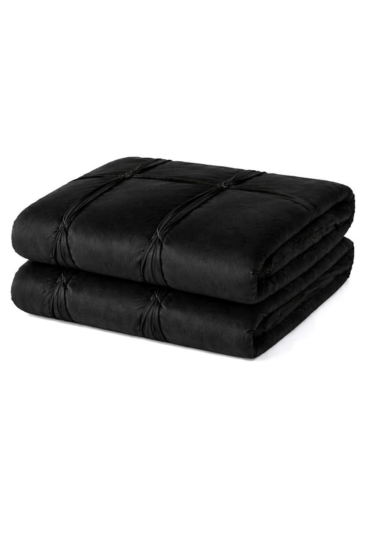 The Black Pleat Quilt