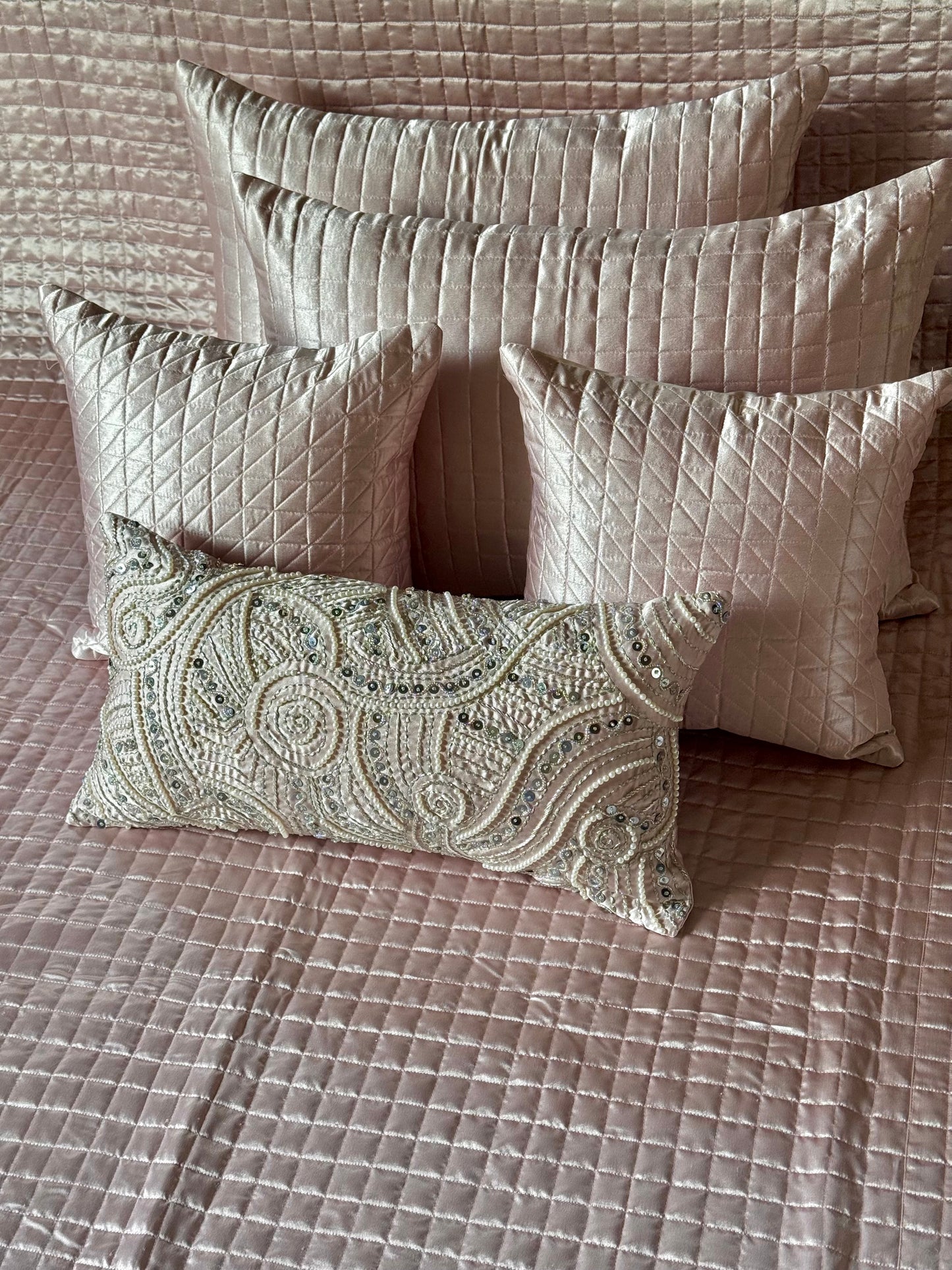 The Blush Pink Cobblestone Bedding Set