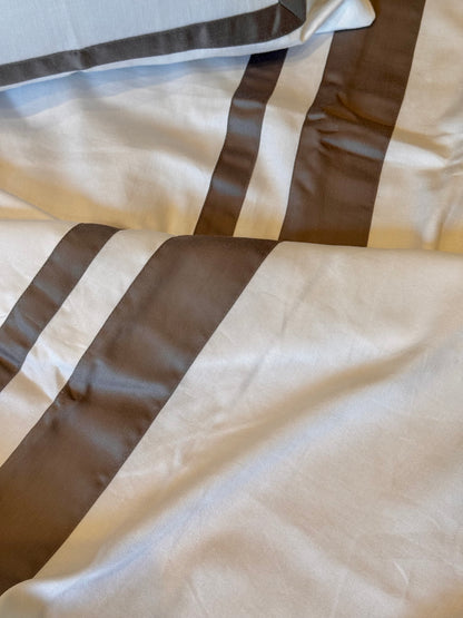 The Grey Stripe Bedsheet