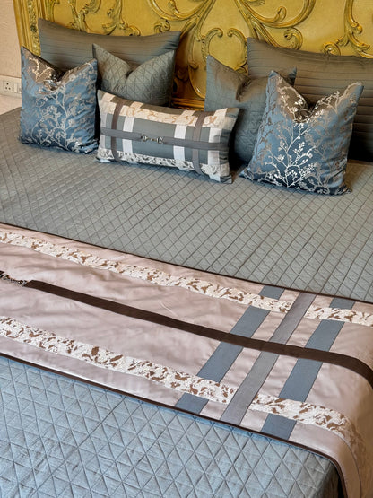 The Buckle Ensemble Set