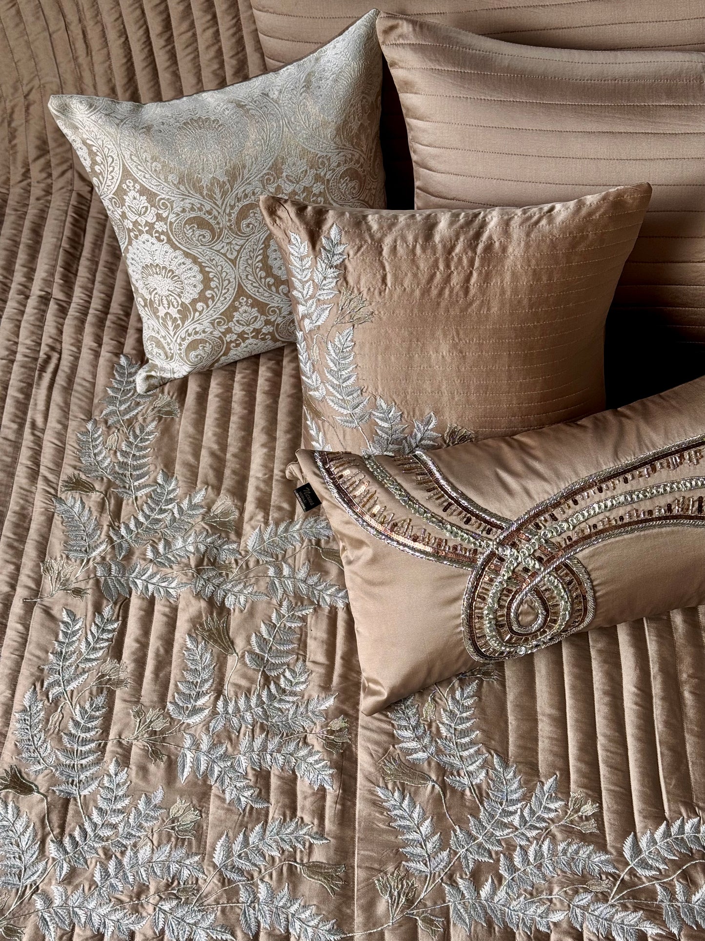 The Brown Spring Bedding Set