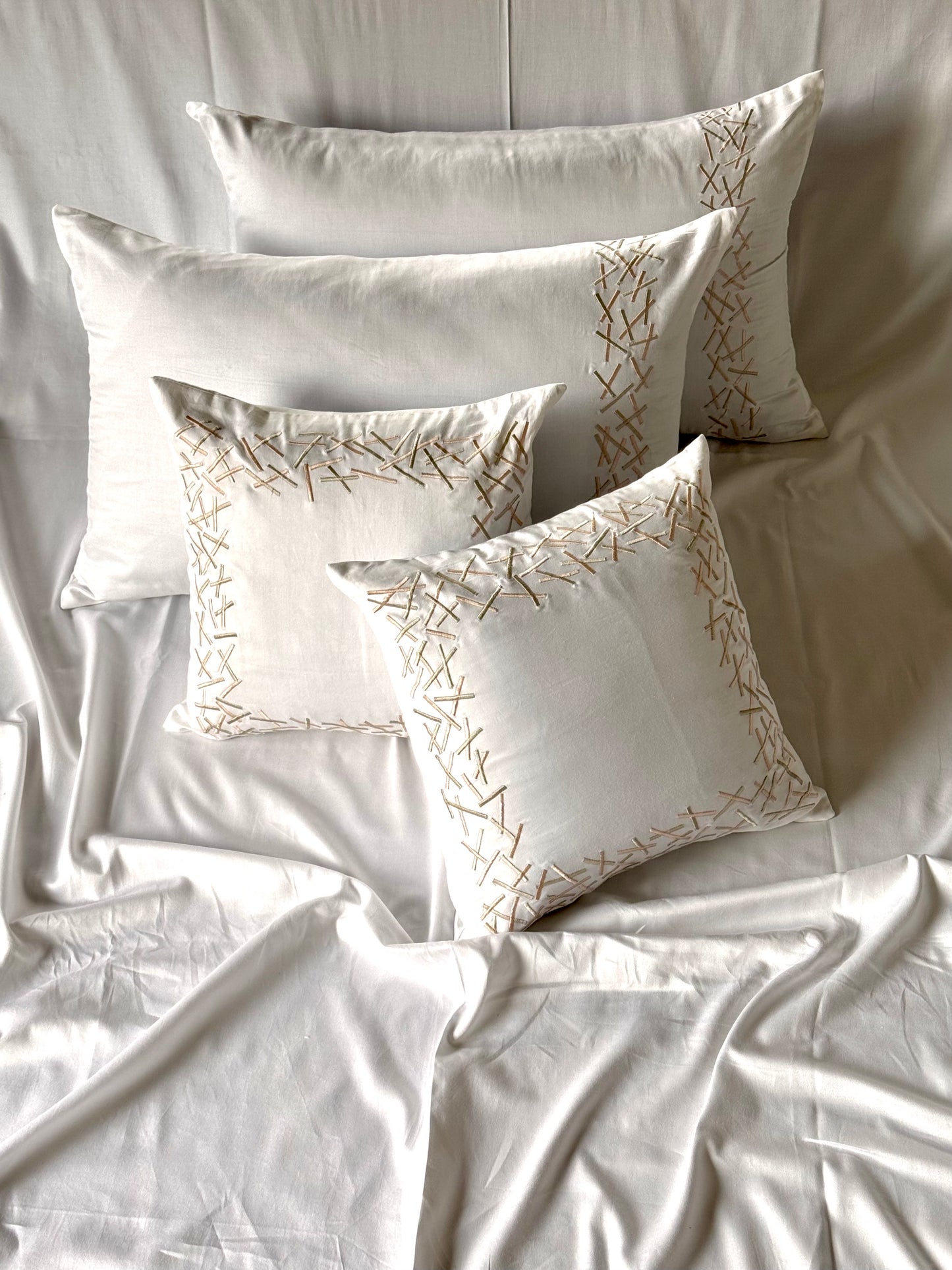 The White Nora Bedsheet Set