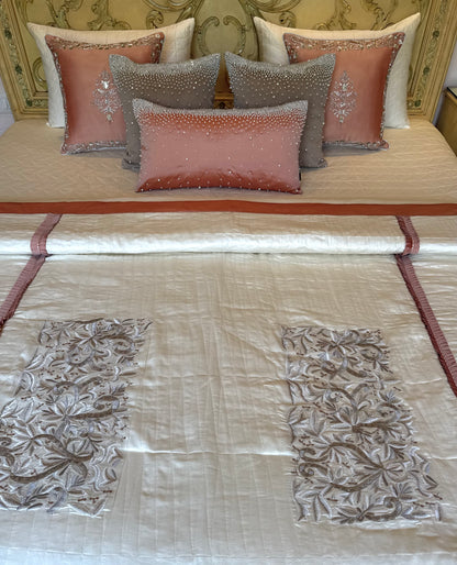 The Coral Noor Quilt Set