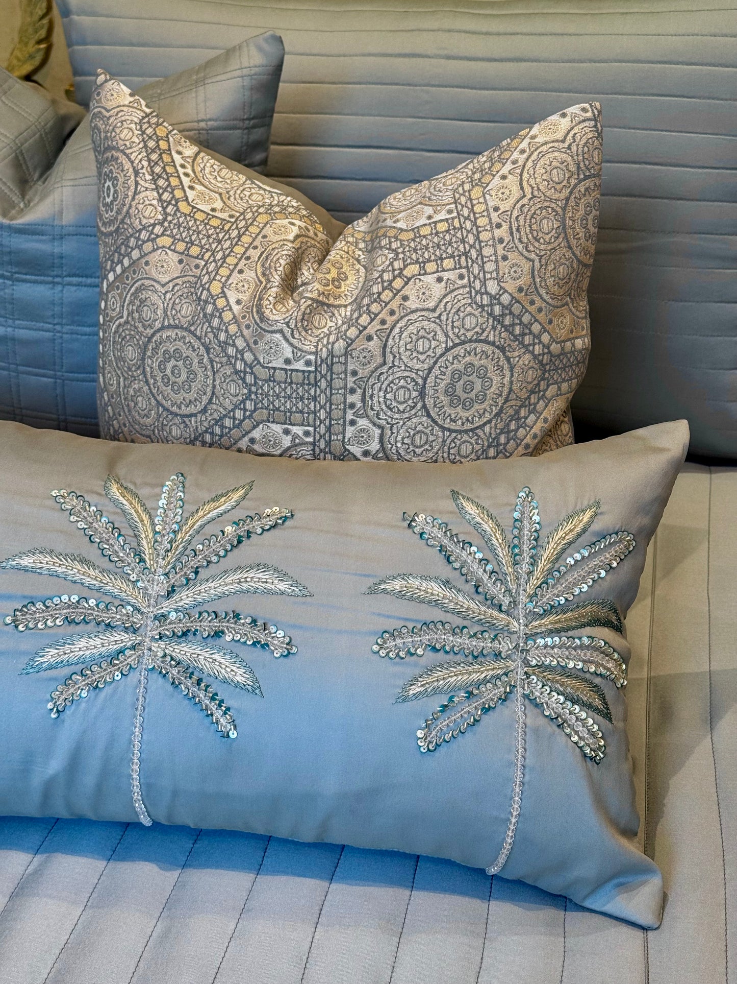 The Azure Palm Bedding Set