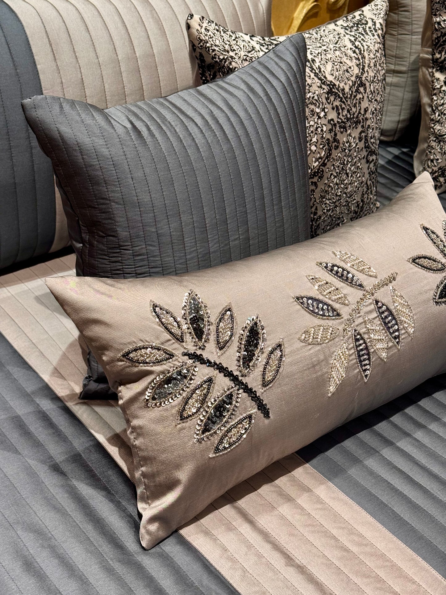 The Grey Blue Monalisa Set