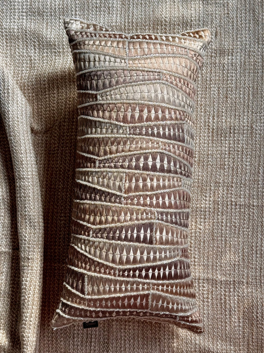 The Beige Azra Lumbar (With Insert)