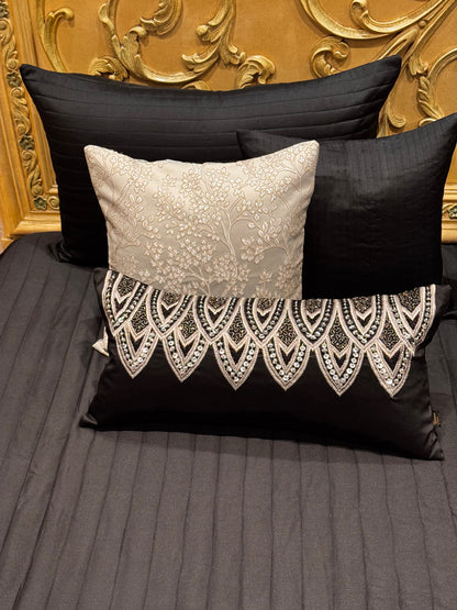 The Black Onyx Bedding Set