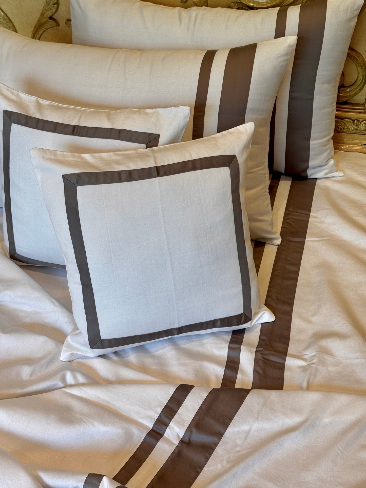 The Grey Stripe Bedsheet