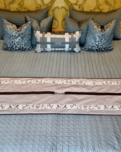 The Buckle Ensemble Set