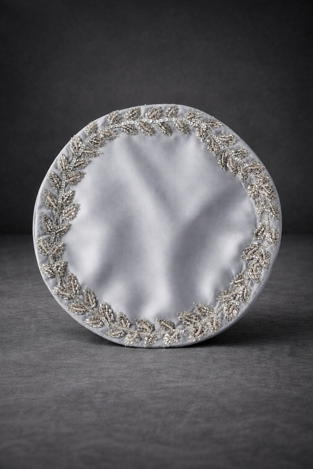 The Silver Leaf Mats Set