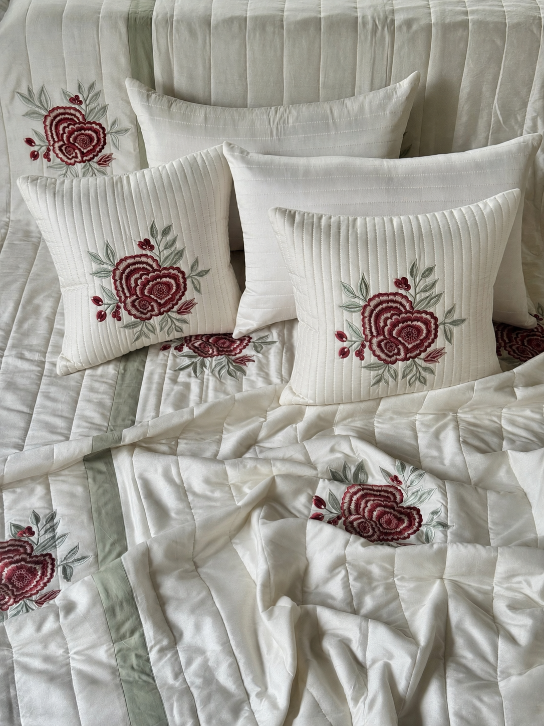 The Scarlet Garden Bedding Set