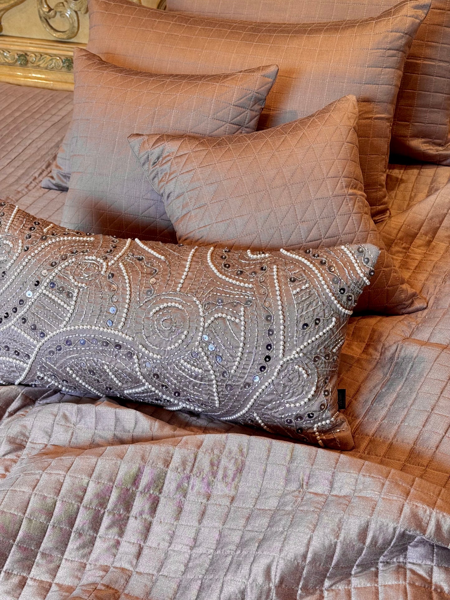 The Plum Cobblestone Set