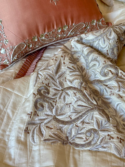 The Coral Noor Quilt Set