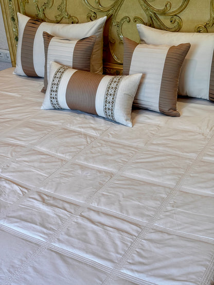 The Cotton Cremè Bedding Set
