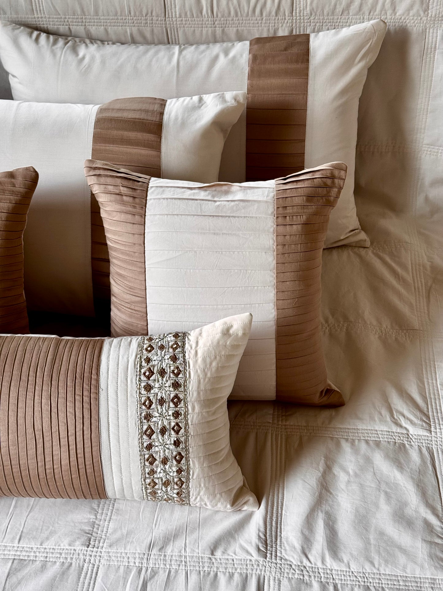 The Cotton Cremè Bedding Set