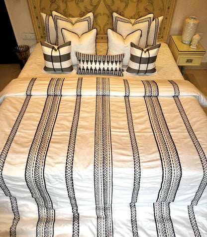 The Windsor Hand Embroidered Set