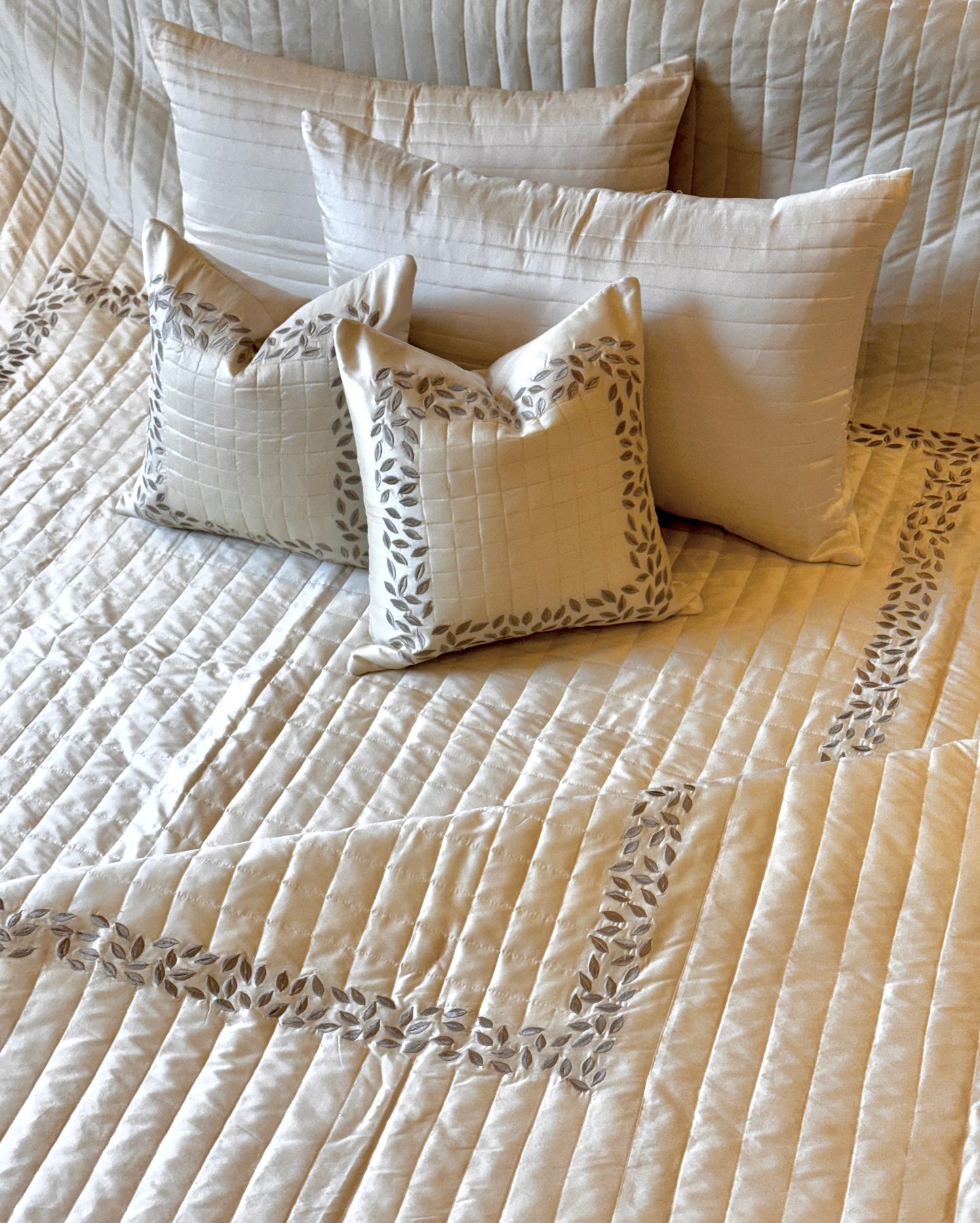 The Ivory Leaflet Bedding Set
