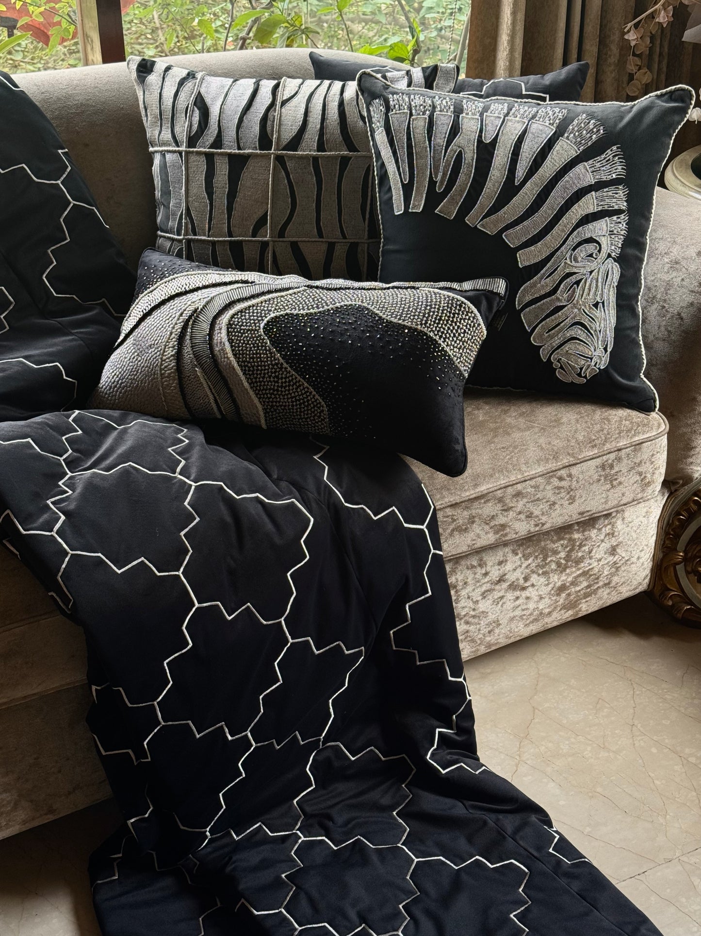 The Black Zebra Bedding Set
