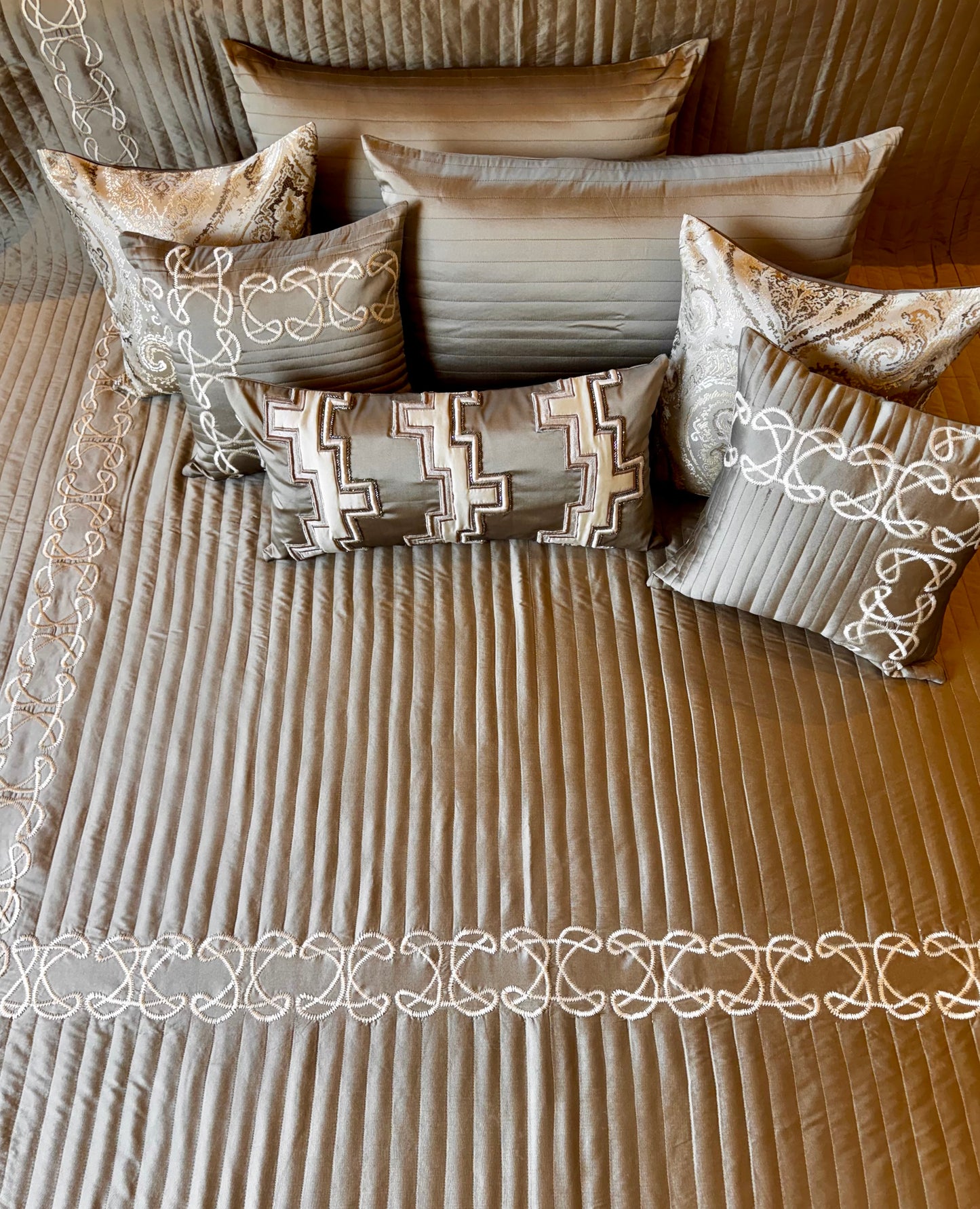 The Brown Papillon Bedding Set