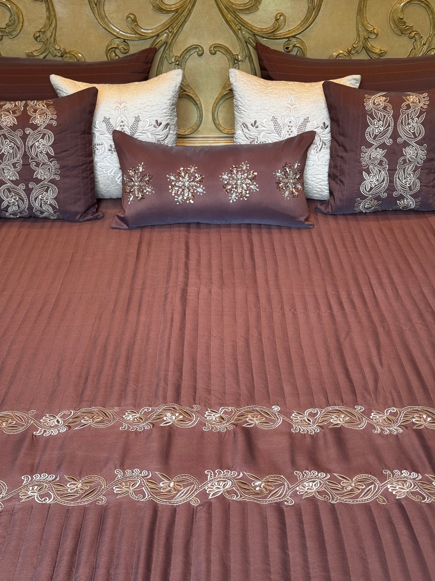 The Cocoa Fleur Bedding Set