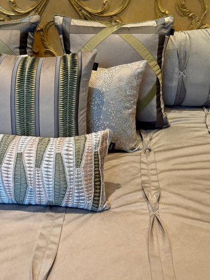 The Grey Azra Bedding Set