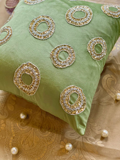 THE GREEN CIRCULAR DREAMS CUSHION COVER