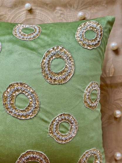THE GREEN CIRCULAR DREAMS CUSHION COVER