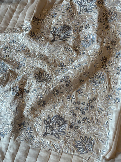 The Silver Petal Bedding Set