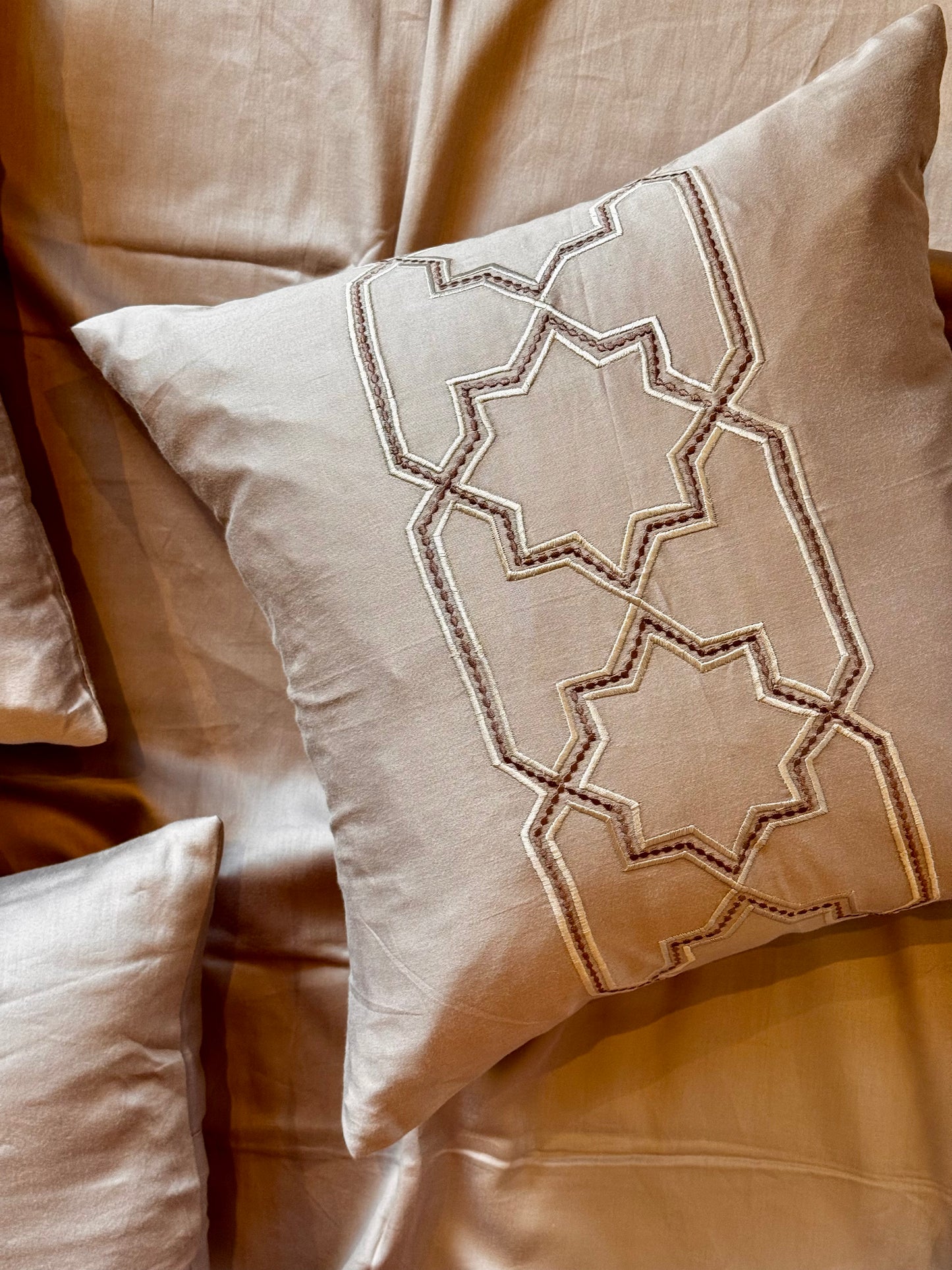 The Beige Mandarin Bedsheet