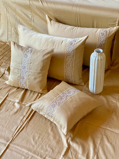 THE GOLD HERITAGE BEDSHEET SET