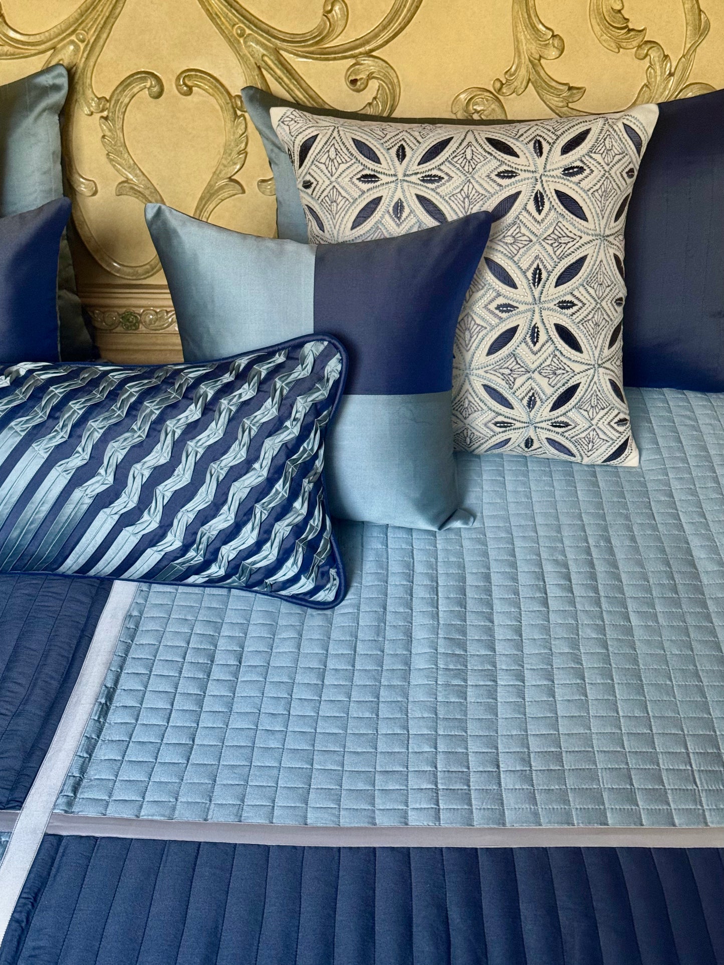 The Light-Dark Blue Bedding Set