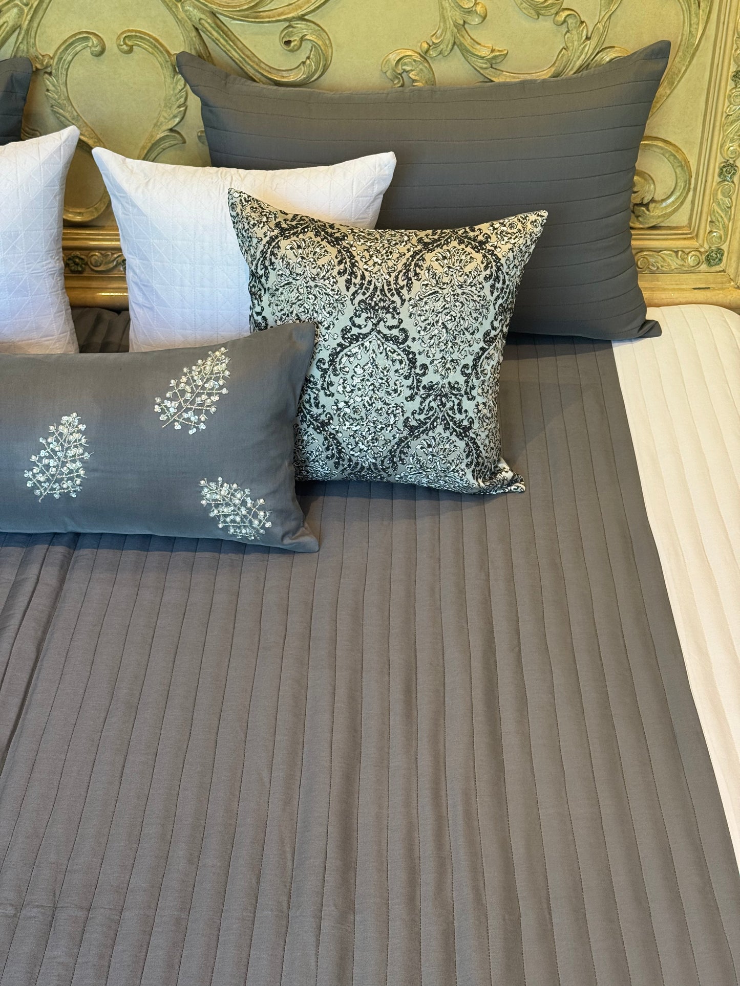 The Off-White Grey Maple Bedding Set
