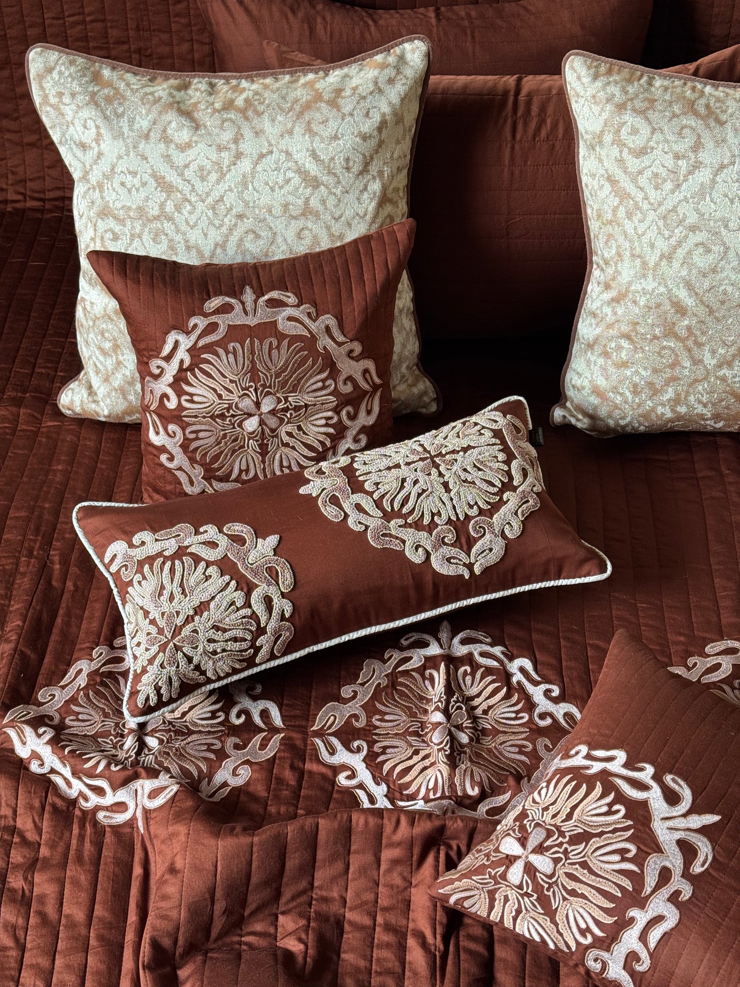 The Rust Rosewood Bedding Set