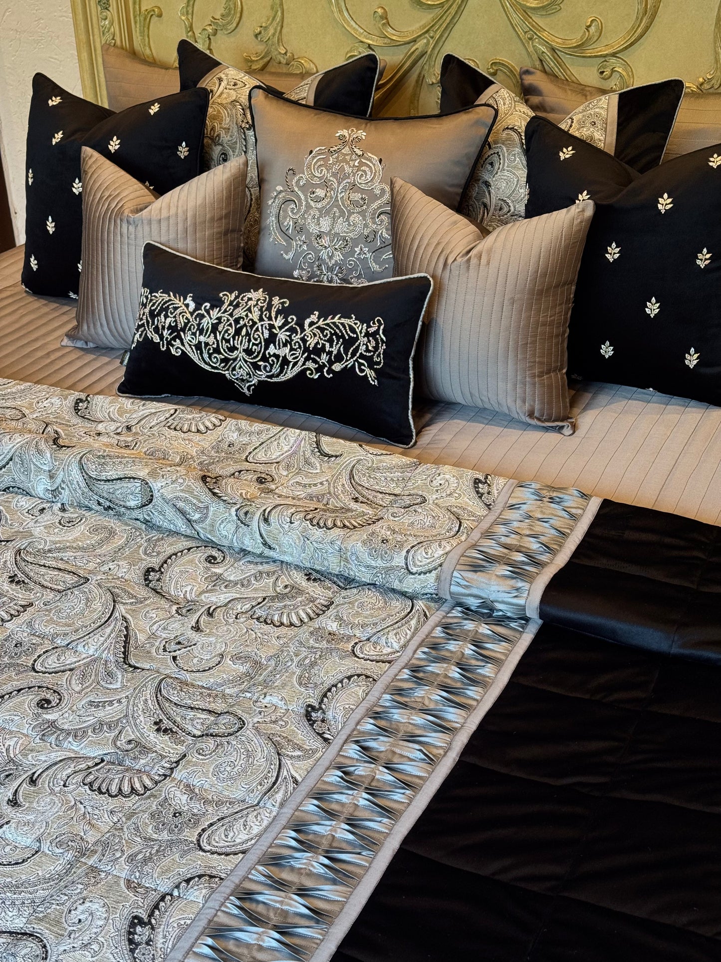 The Opulent Paisley Quilt Set