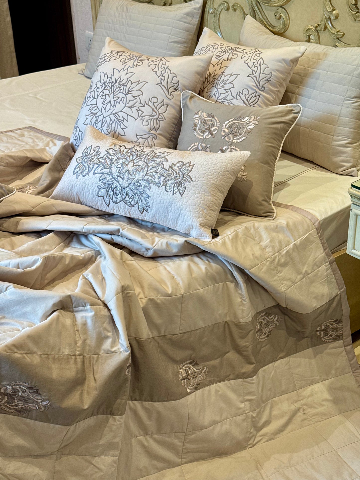 The "When In Rome" Quilt Set