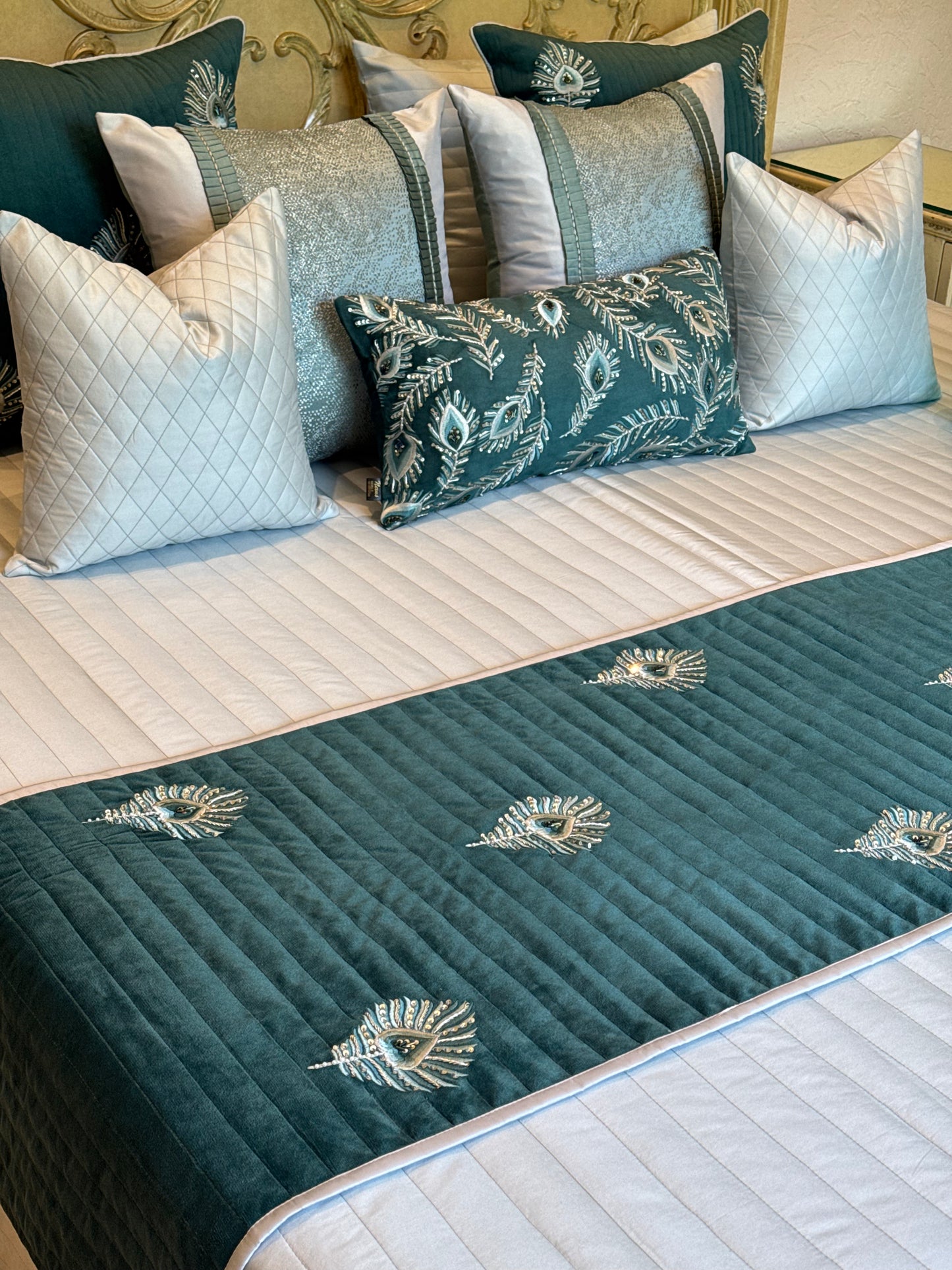 The Dancing Peacock Bedding Set