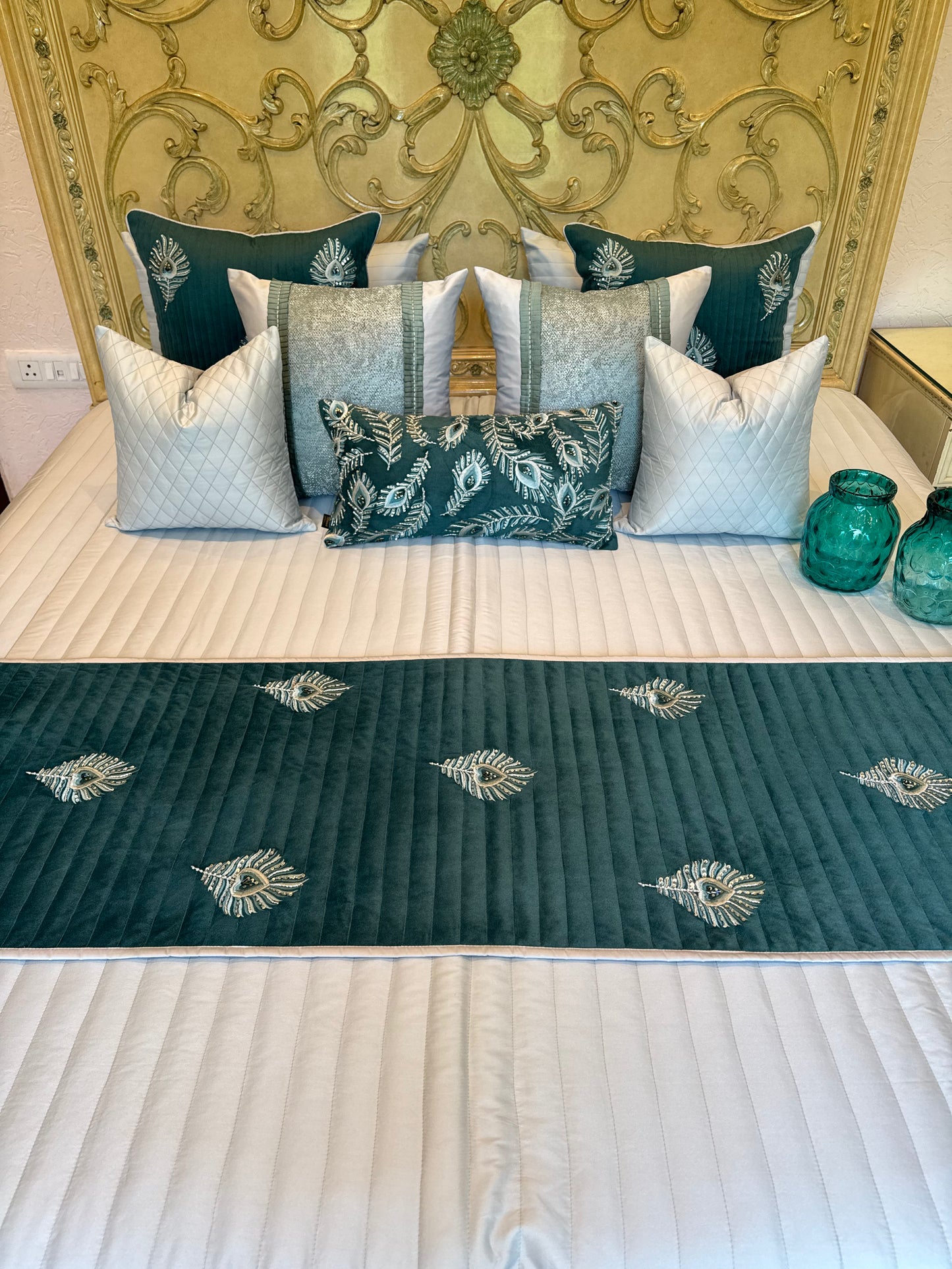 The Dancing Peacock Bedding Set