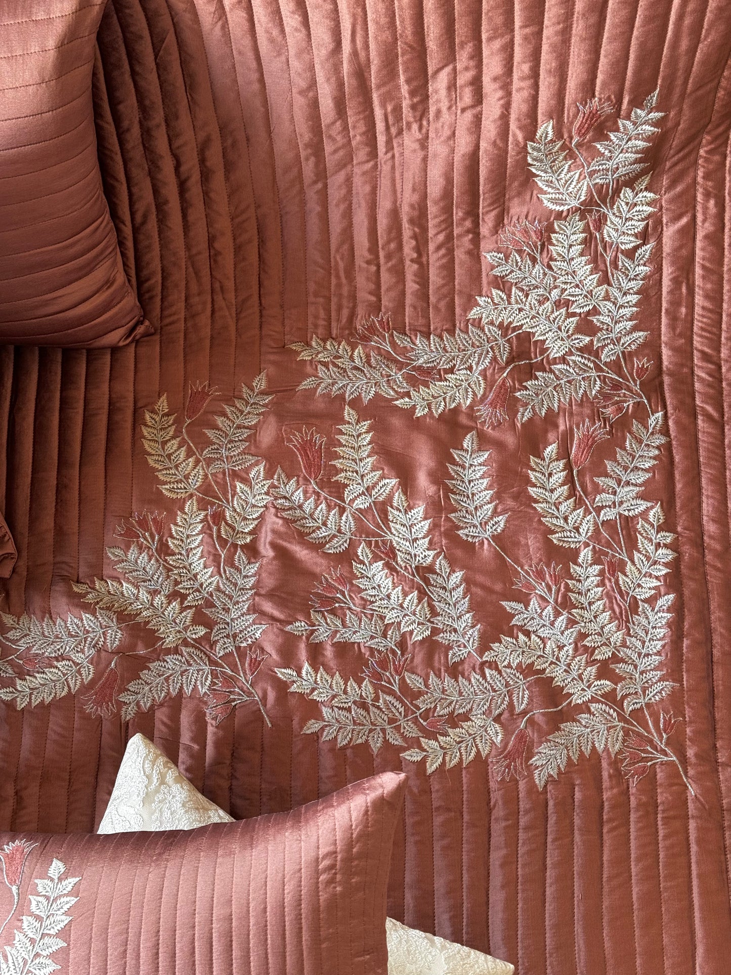 The Rust Spring Bedding Set