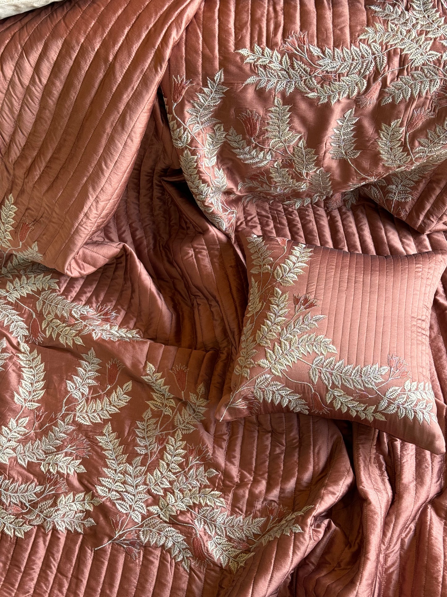 The Rust Spring Bedding Set