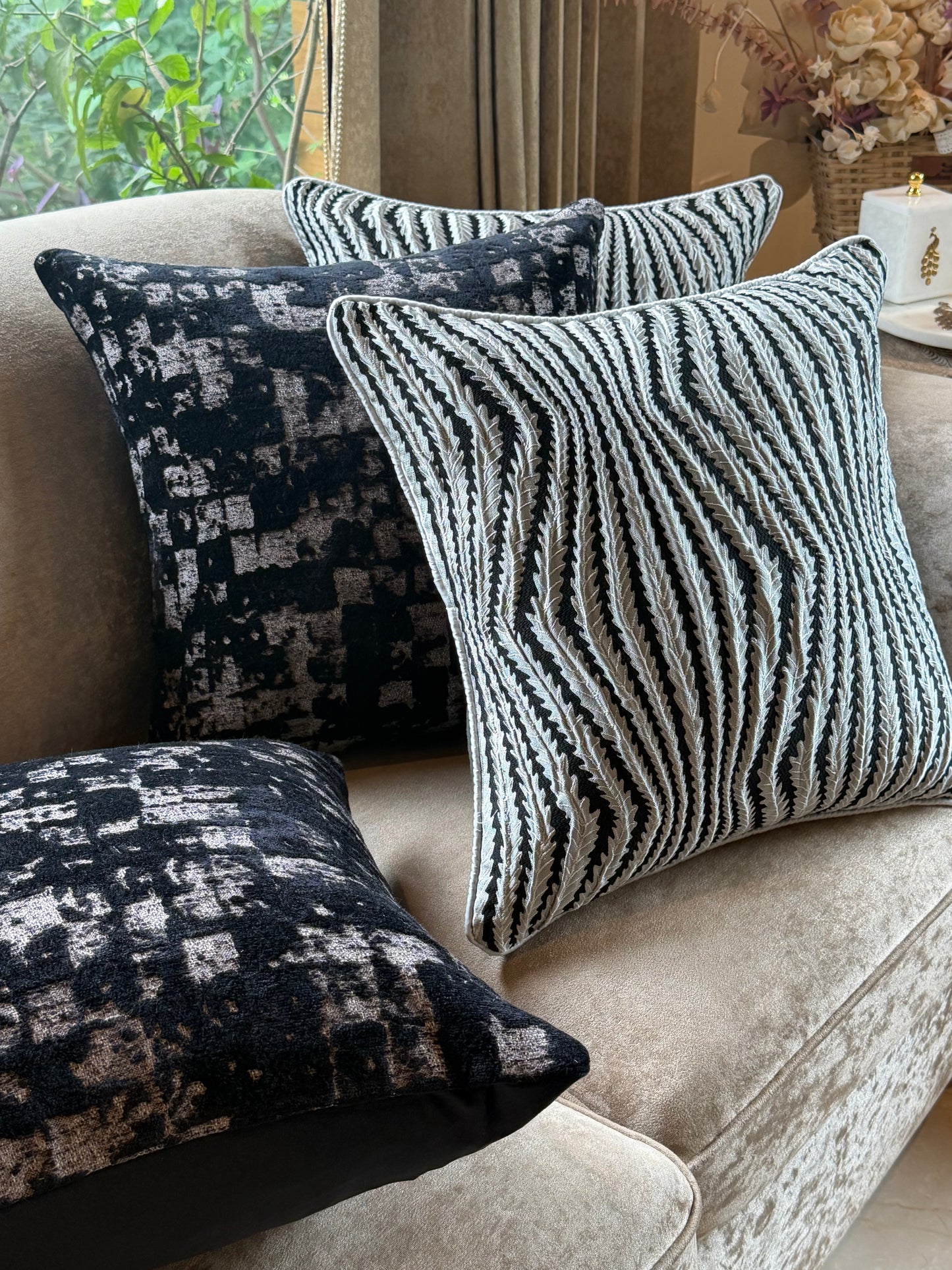 The Black Eclipse Cushion Cover Set (Set Of 4 Covers)