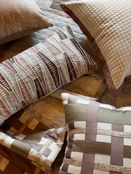 The Maison Échelon Bedding Set