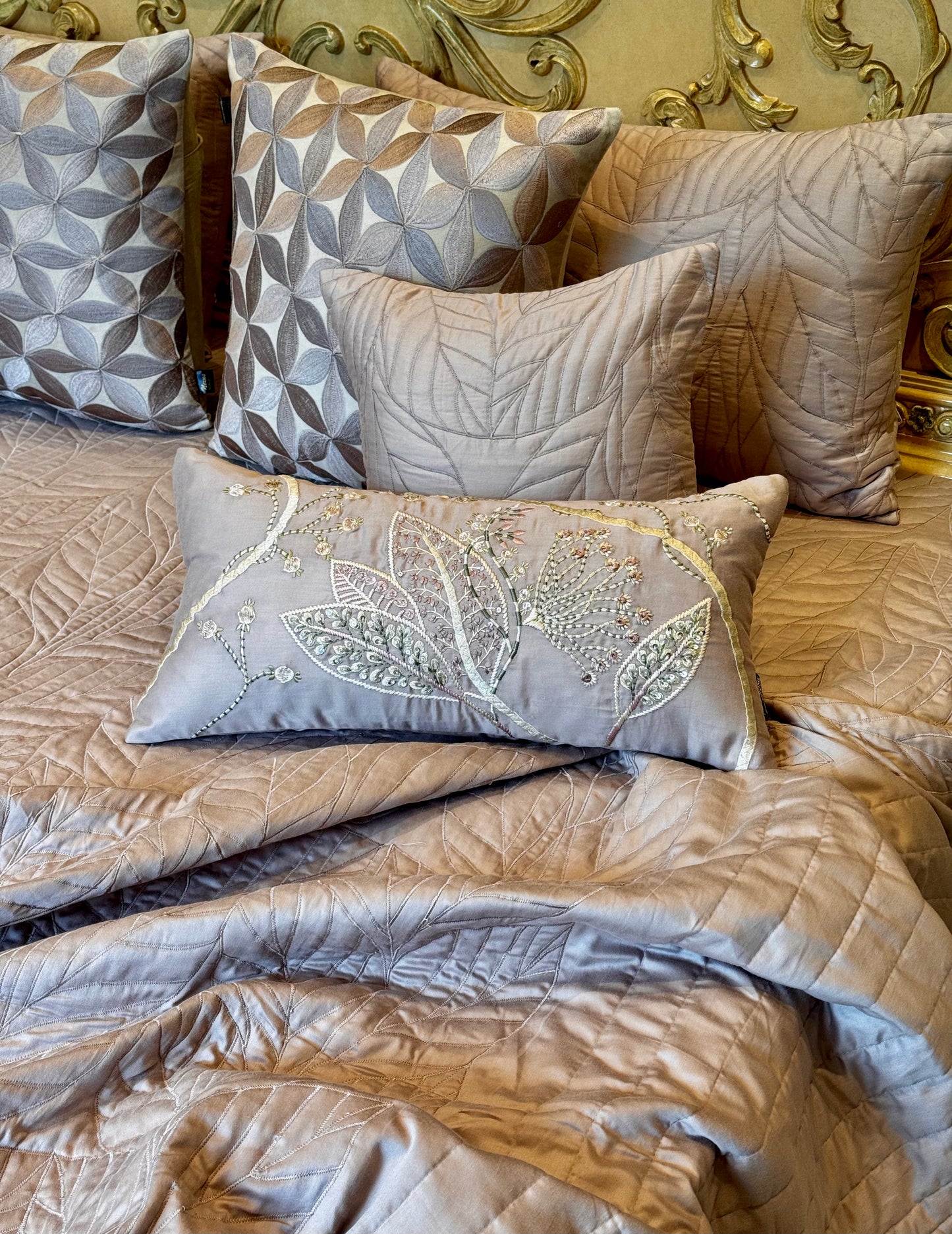 The Whispering Leaves Bedding Set