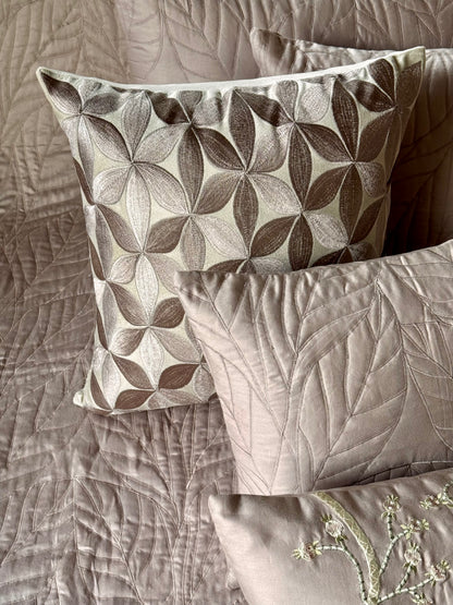 The Whispering Leaves Bedding Set