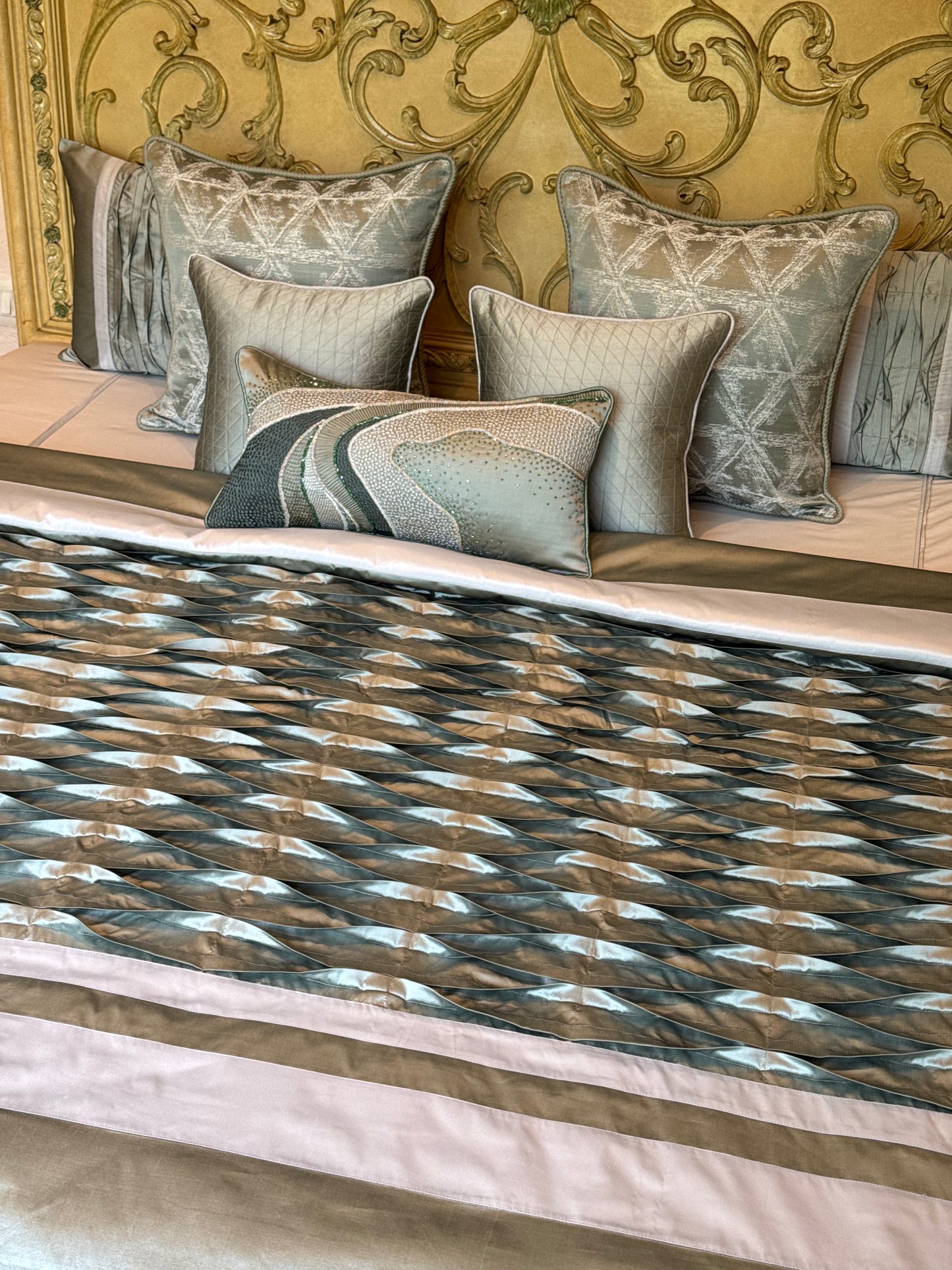 The Sage Pleat Quilt Set