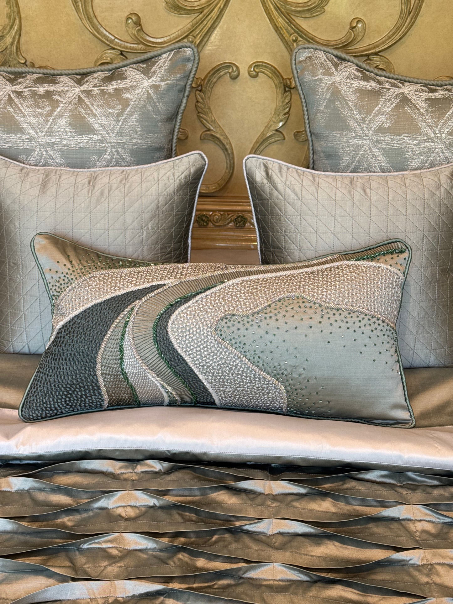 The Sage Pleat Quilt Set
