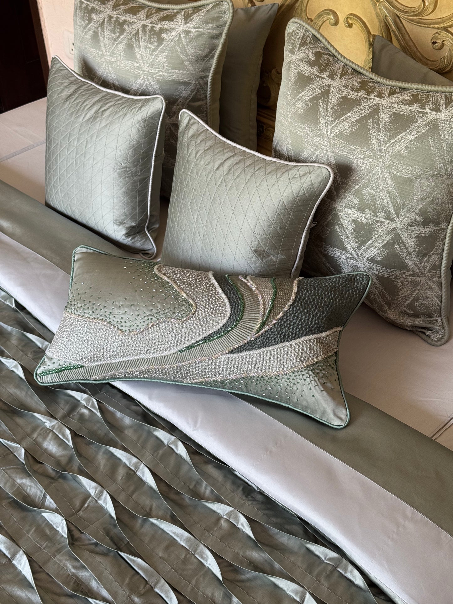 The Sage Pleat Quilt Set